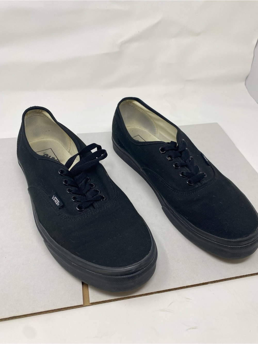 VANS Off the Wall Authentic All Black Low Top Sneakers Shoes Men’s Size 10